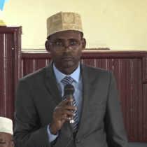 Somalia: The President and the Chief Justice are in headlock