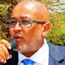 Opposition leader accuses President Behi of treason, demands resignation or impeachment